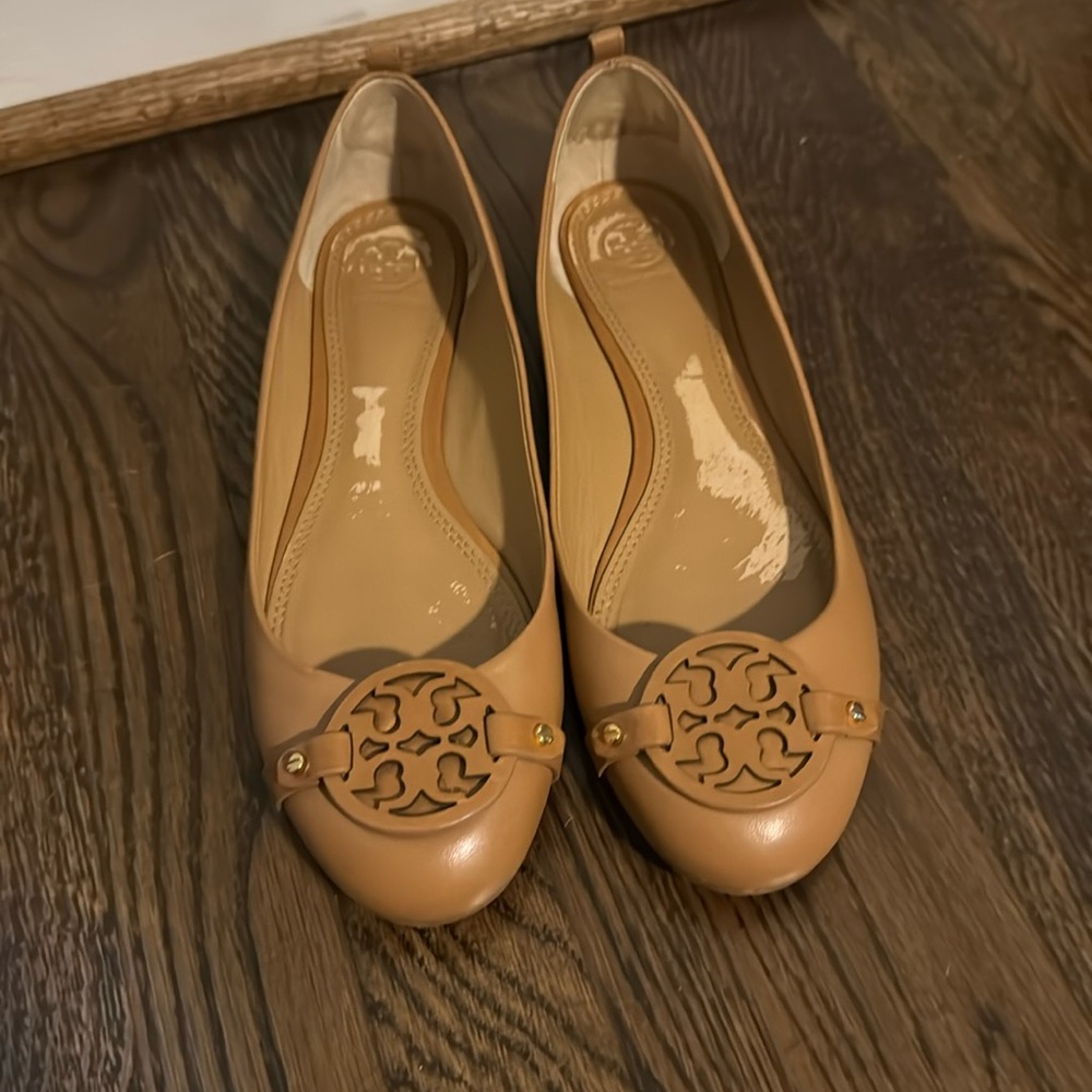 Tory Burch Cognac flats